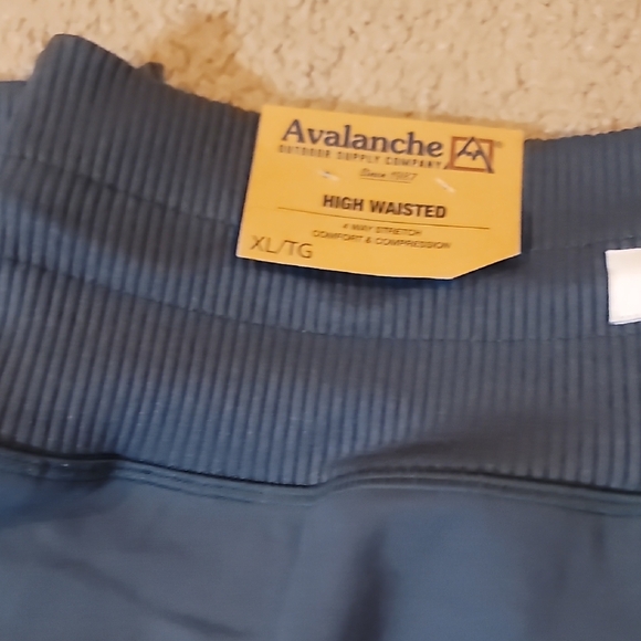 Avalanche Womens Joggers - Picture 5 of 5